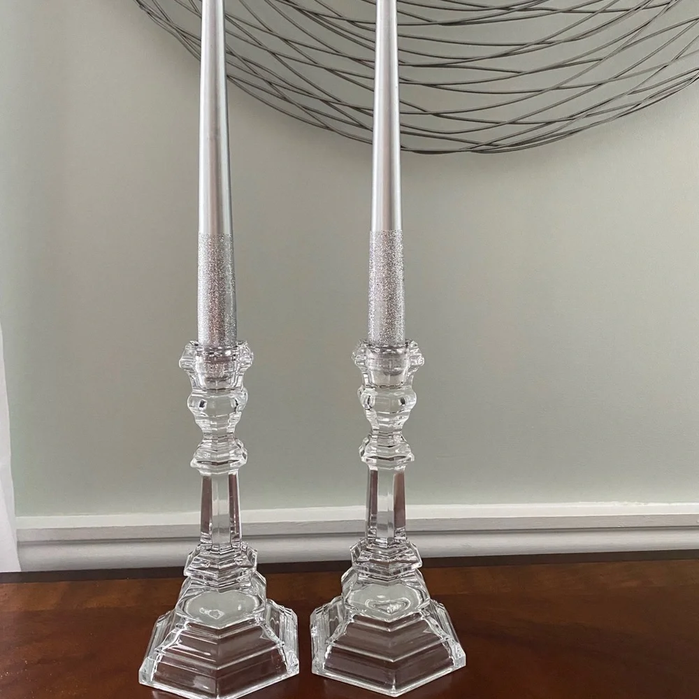 Tiffany vintage set of 2 Plymouth 8 inch candlesticks. - Picture 5 of 6